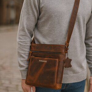Artizanni Premium Crossbody Leather Messenger BOXING DAY DEALS